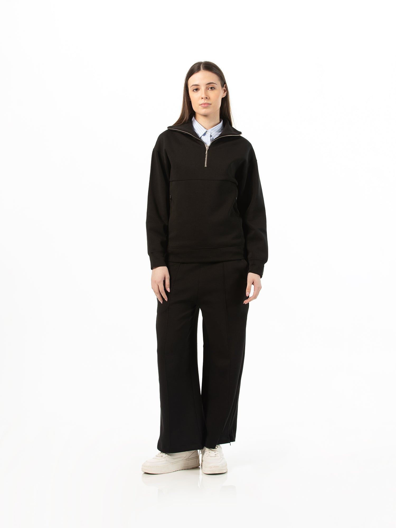 Wide-leg pants
